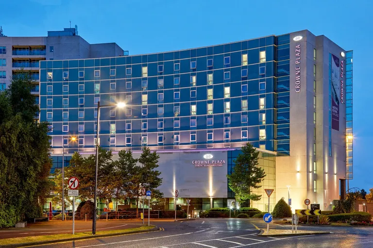 Crowne Plaza Blanchardstown Exterior night